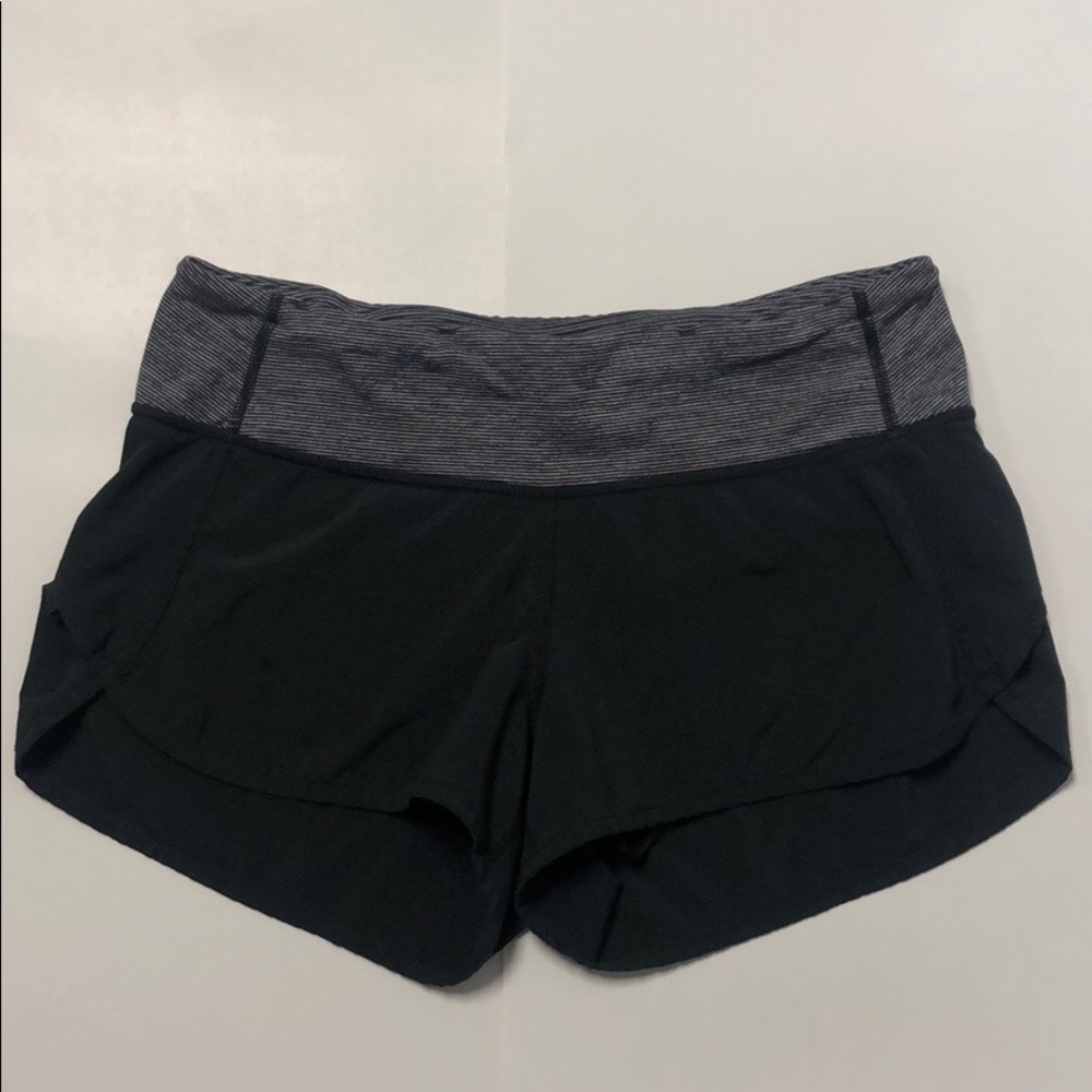 Lululemon Speed Up Shorts 2.5” Inseam Size 4